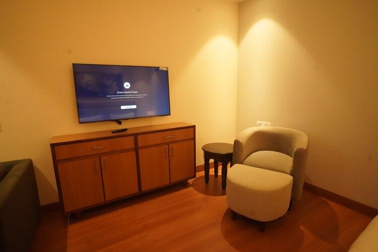 GREEN MOUNTAIN RESORT  Suite Room 12
