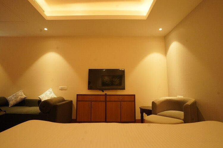 GREEN MOUNTAIN RESORT  Suite Room 17