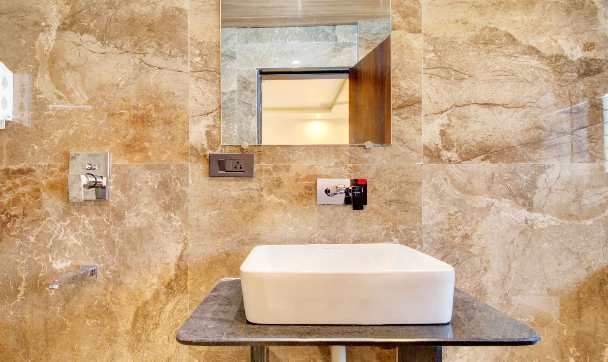 hotel Ashoka Imperial Deluxe Room 5