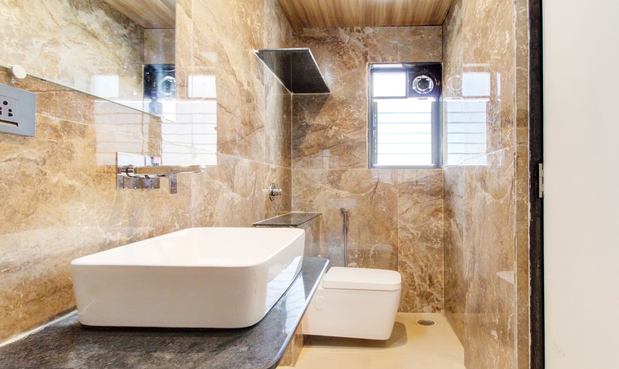 hotel Ashoka Imperial Deluxe Room 8