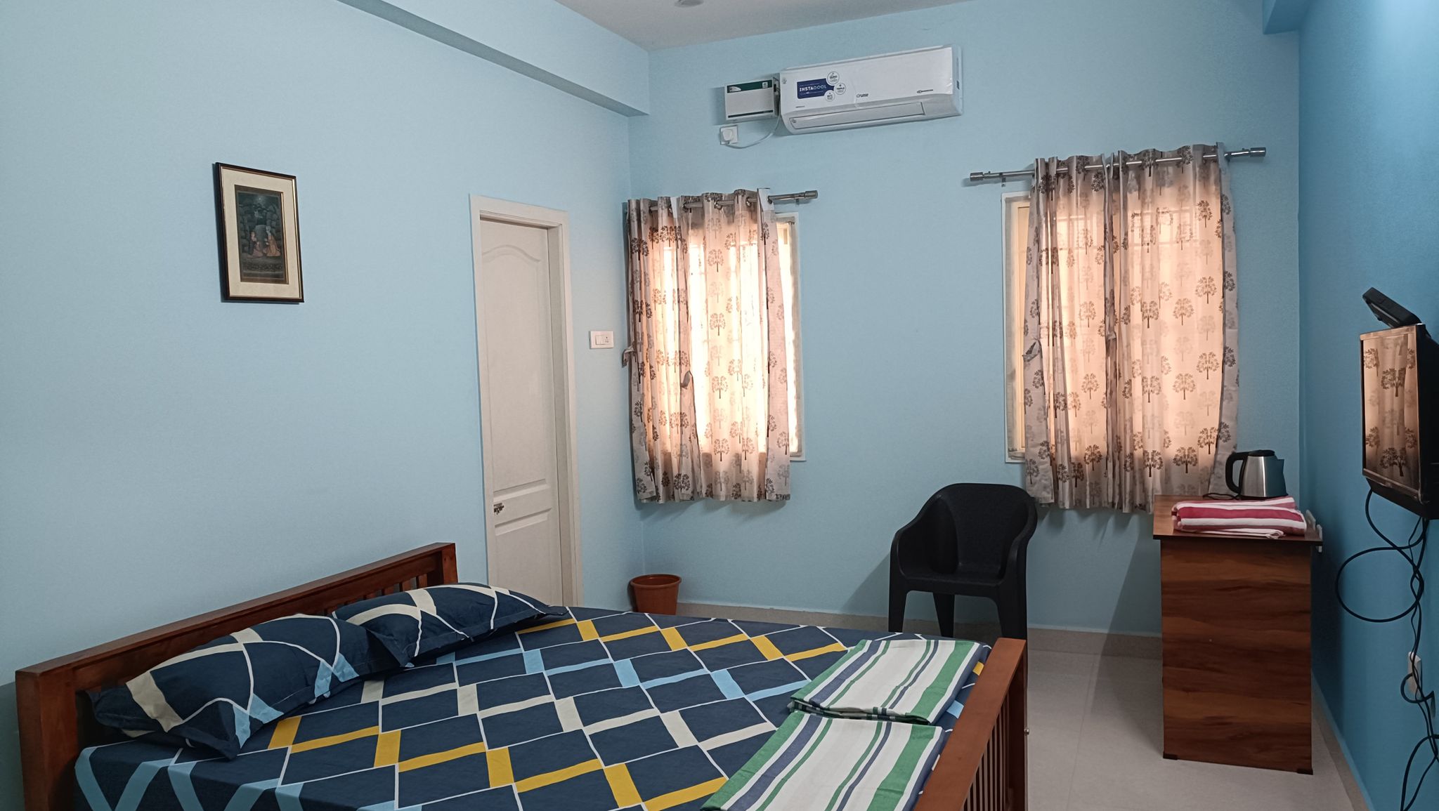 Shantham Service Apartments, Indumanagar Deluxe Double Room AC 6