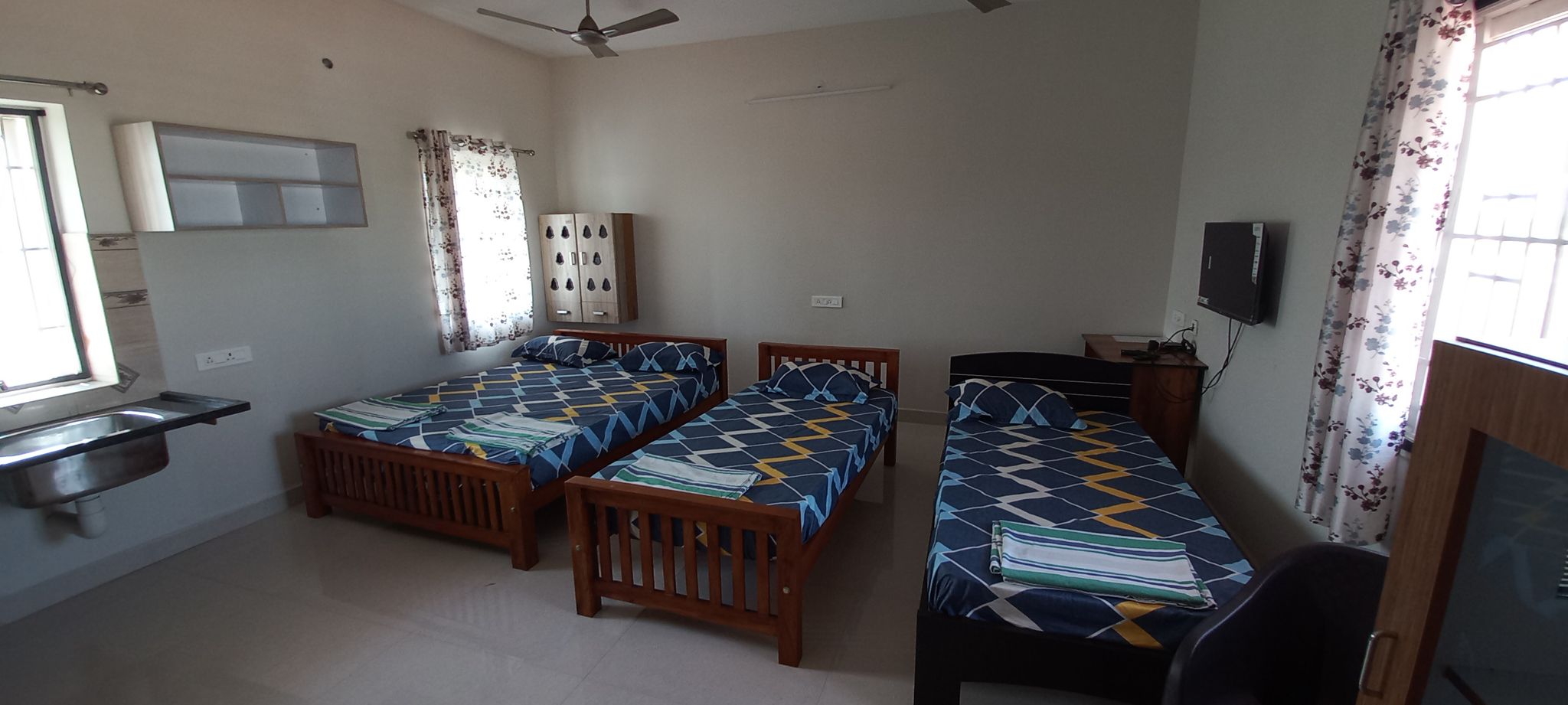 Deluxe Family Room