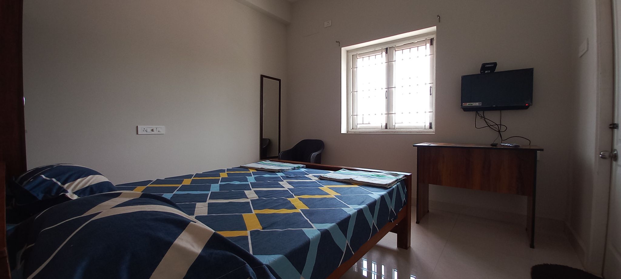 Shantham Service Apartments, Indumanagar Deluxe Double Room AC 3