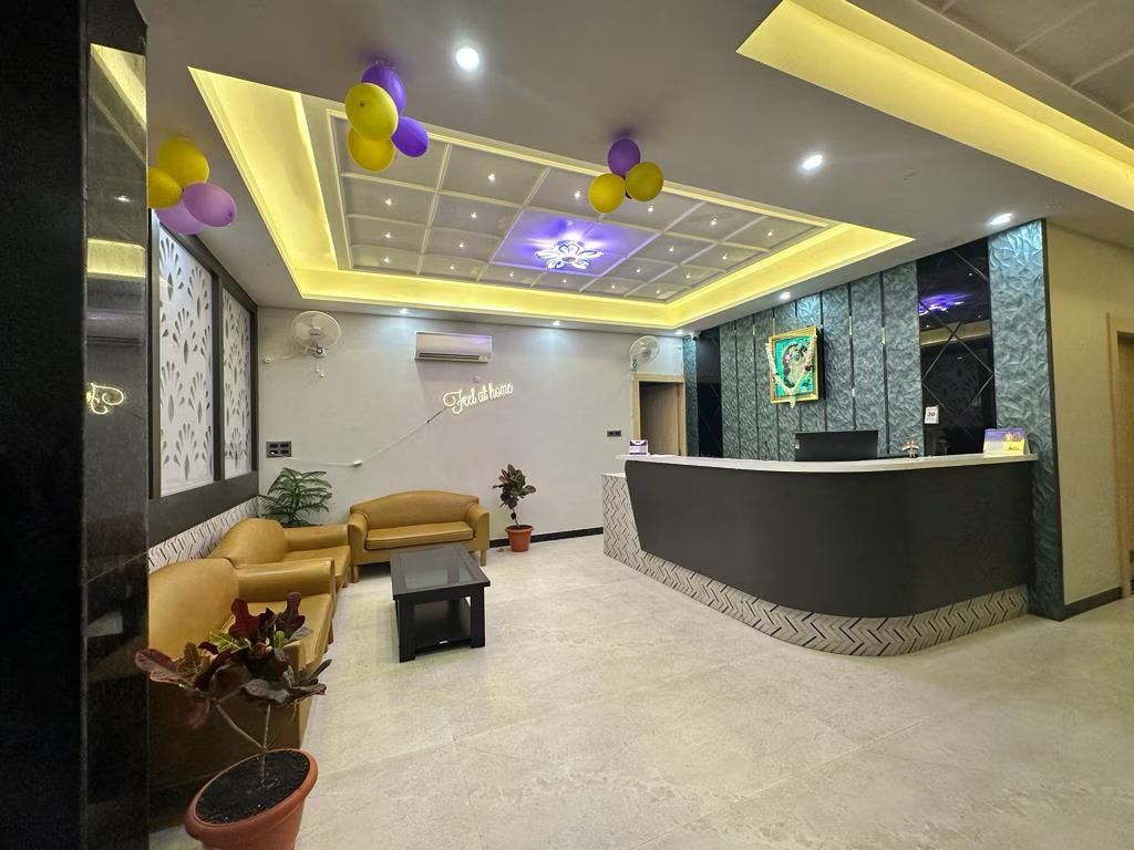 HOTEL AANANDA