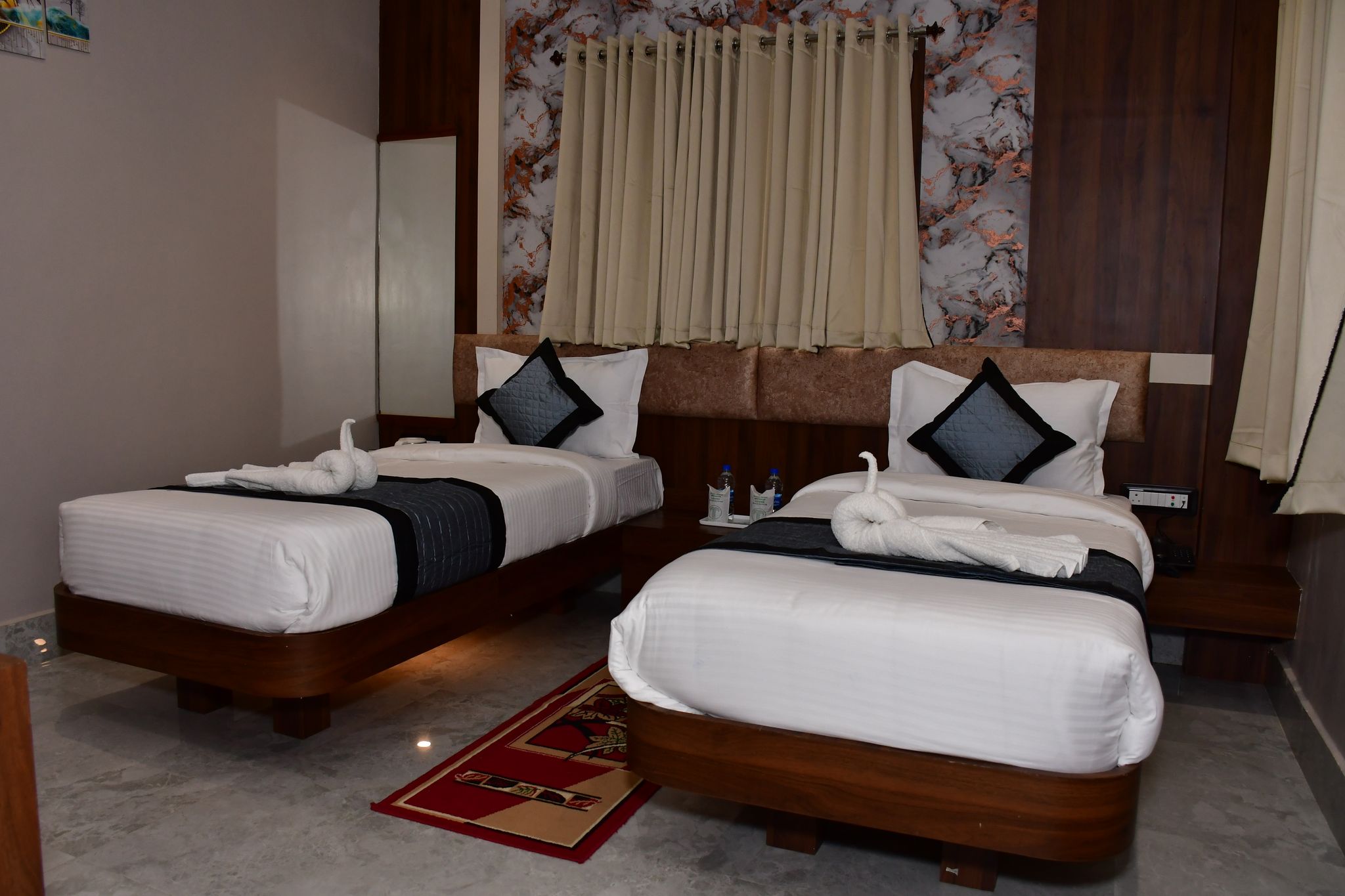 Palm Tree Inn Executive Room 5