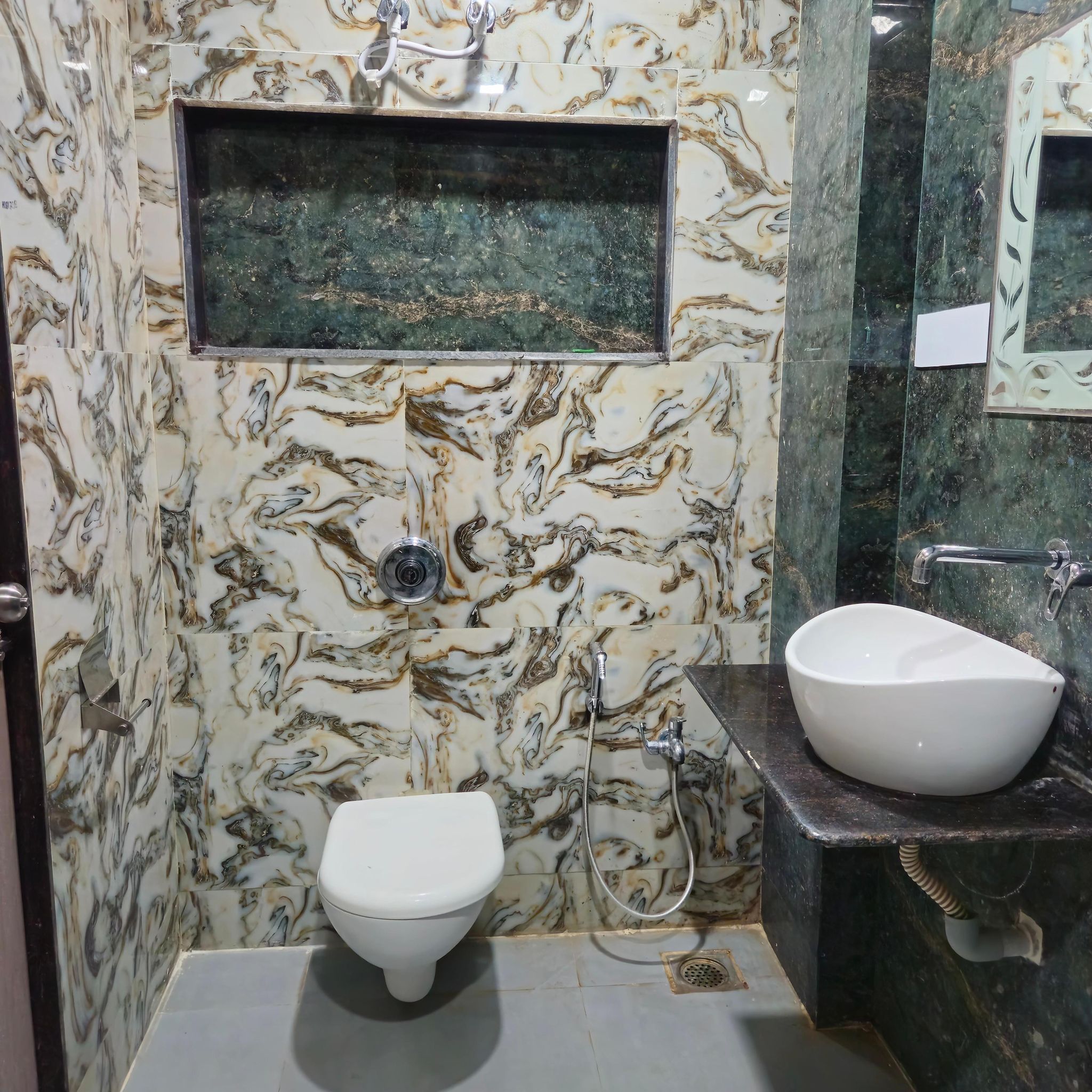 Hotel Lord Krishna Dham, Dwarka Deluxe Double Room 9