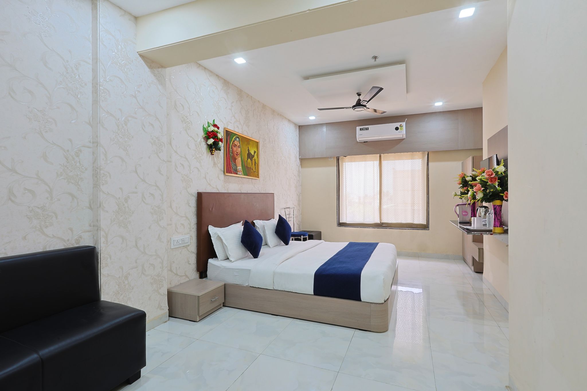 Hotel Lord Krishna Dham, Dwarka Deluxe Double Room 2