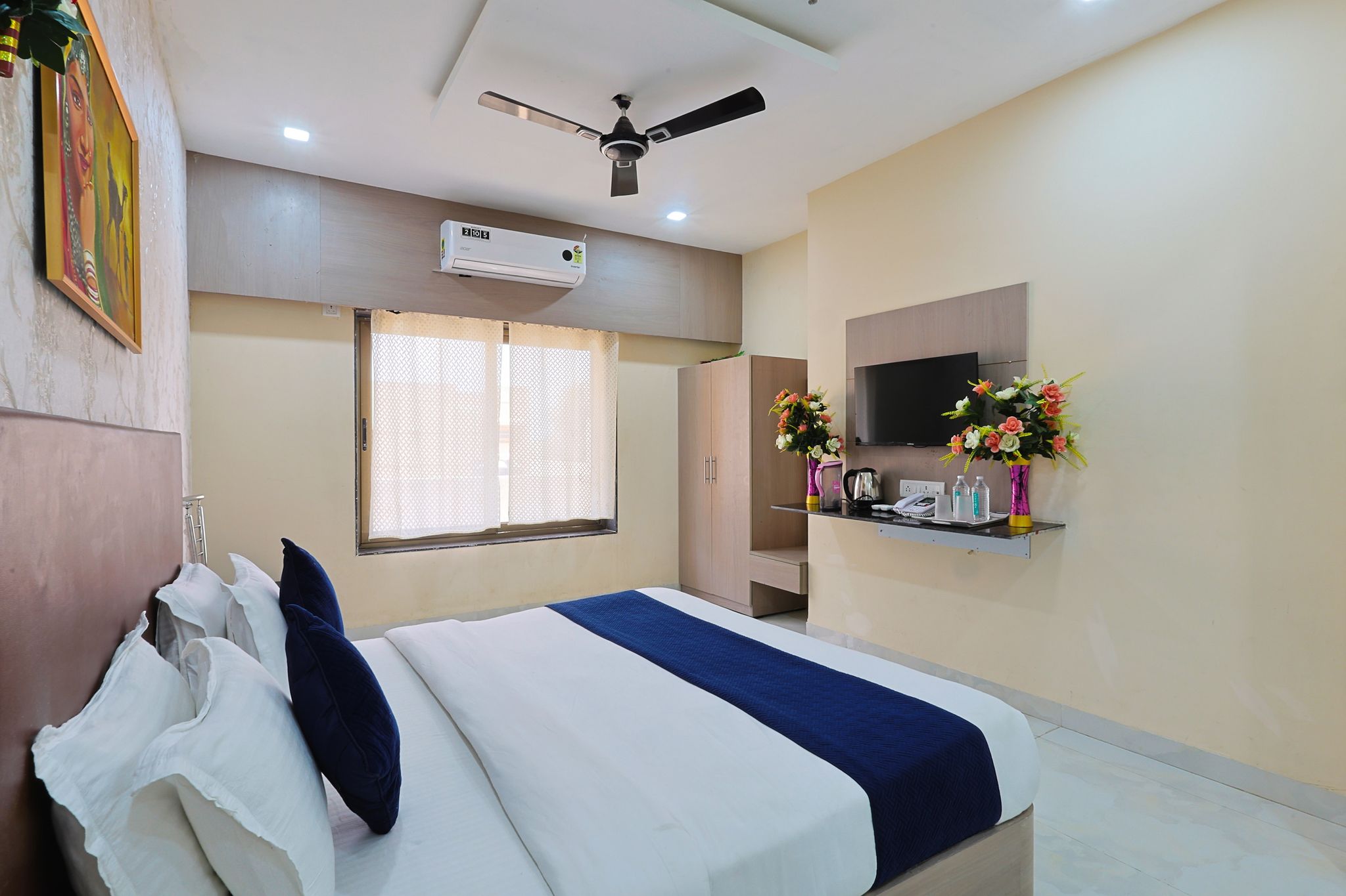 Hotel Lord Krishna Dham, Dwarka Deluxe Double Room 7