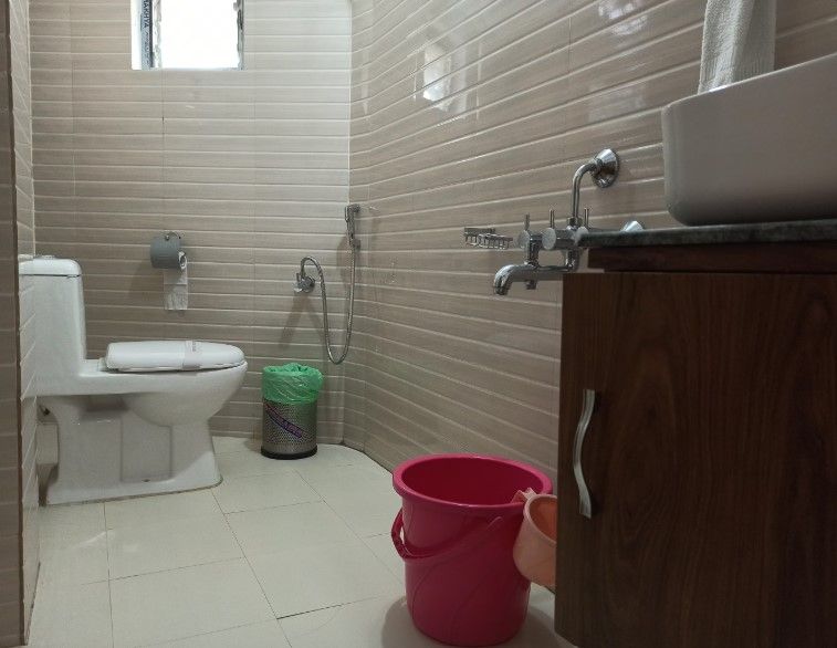 HOTEL TLB PALACE EXECUTIVE SEMI 2