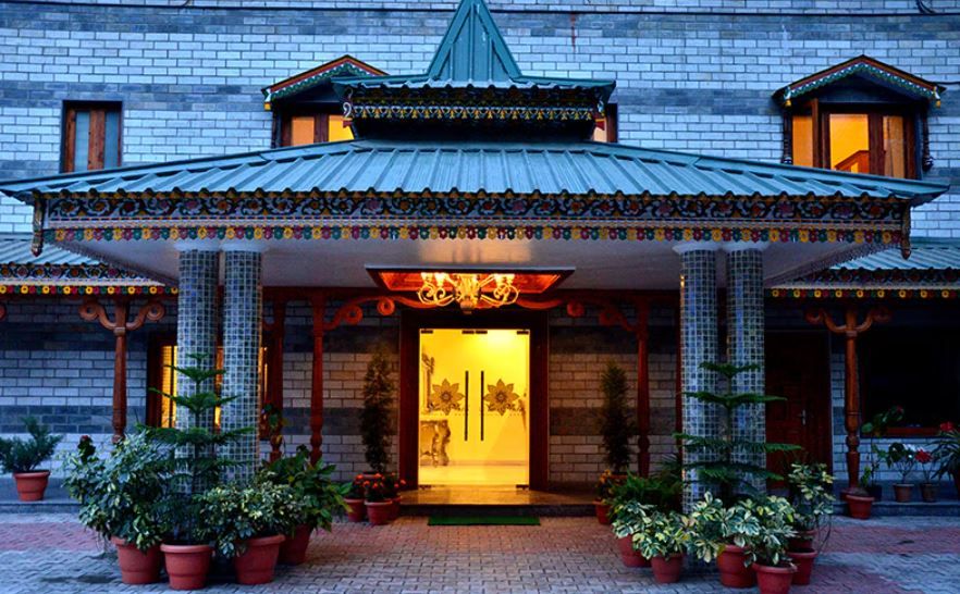 Hotel Nau Nabh Heritage,Rampur 