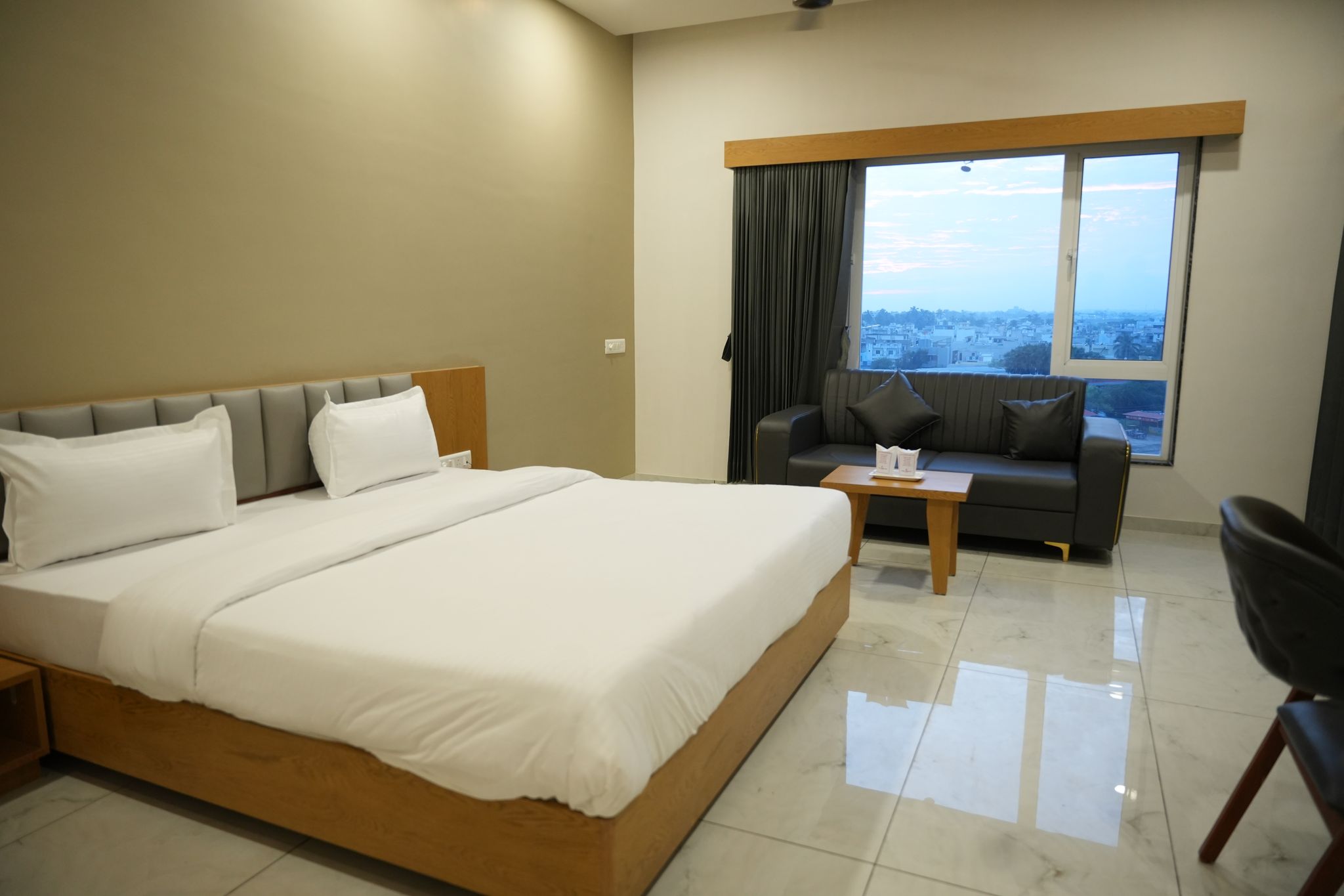 Hotel Amrut Inn Somnath Deluxe Double Bed