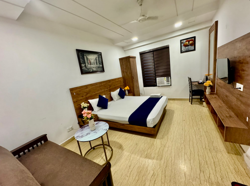 Family Room AC For Four Person