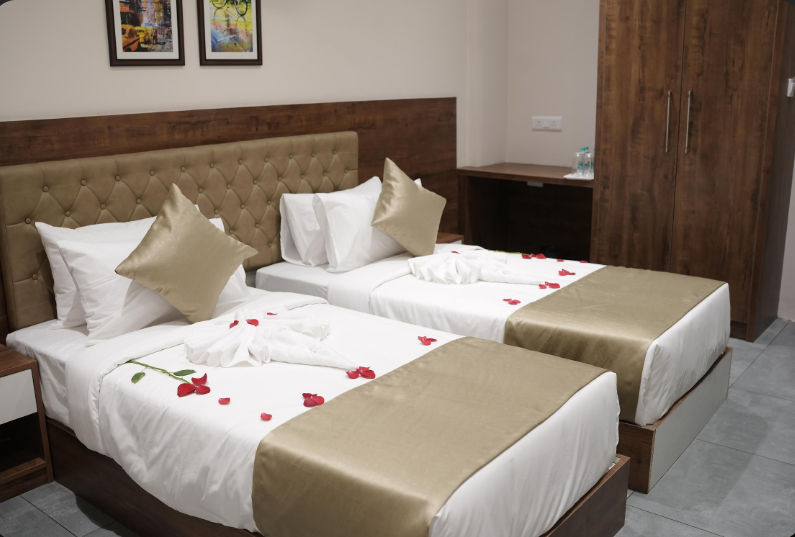 Deluxe Twin Bed Room