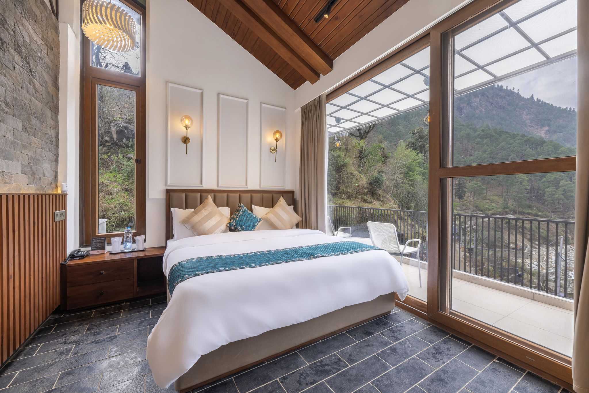 The Meadow Vista Suite with Balcony (River View)