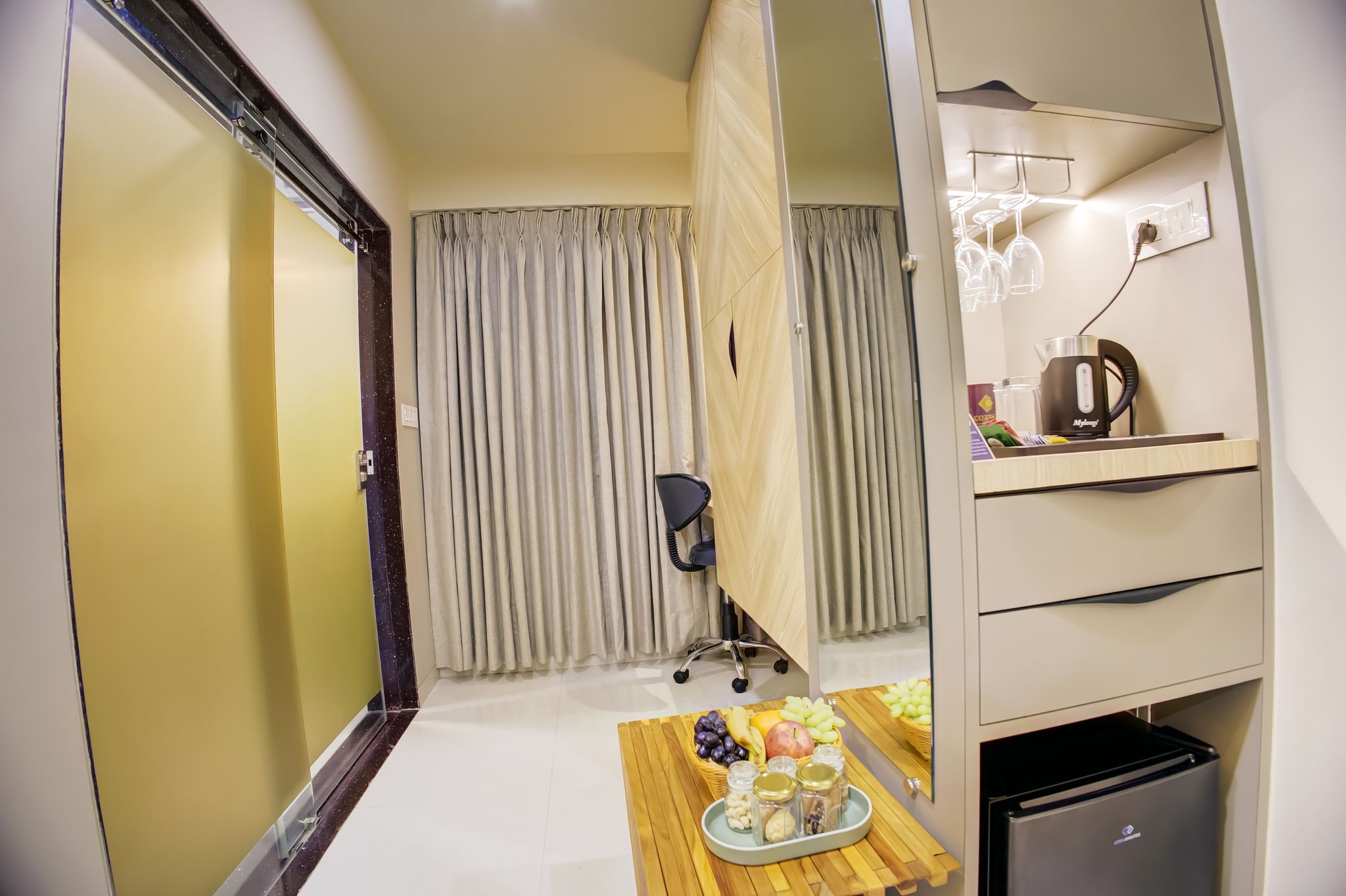 Cozzet Mahad Club Room 11