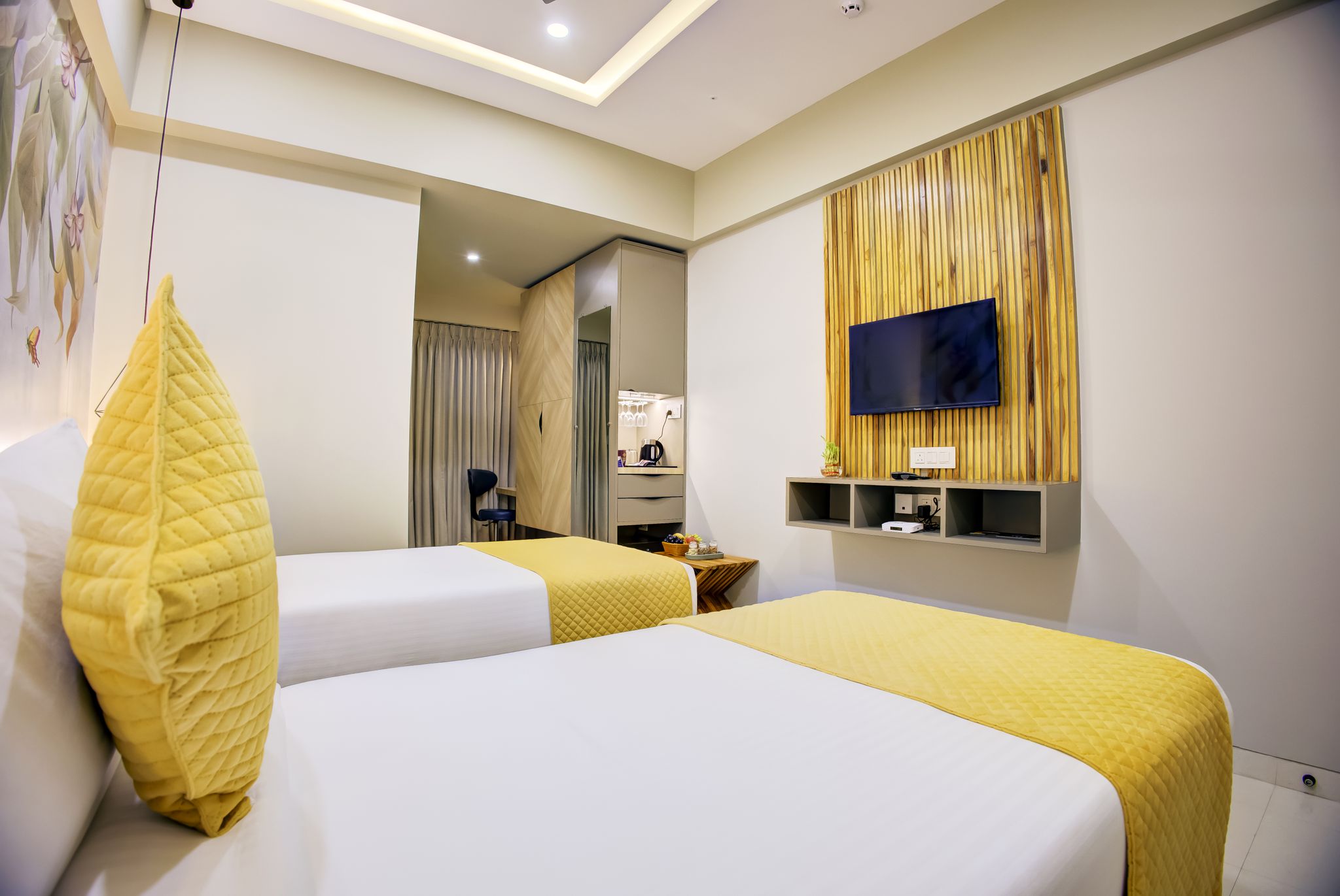 Cozzet Mahad Superior Room 4