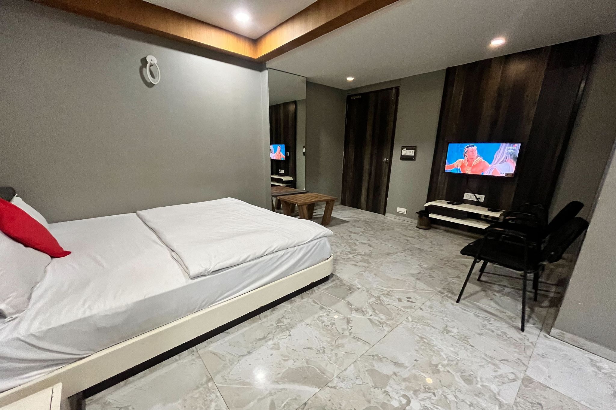 Hotel Om Balaji Deluxe AC 3