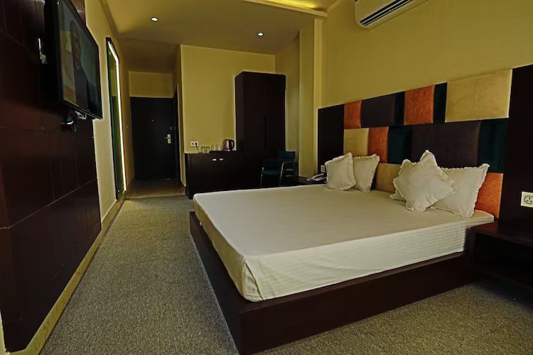 Hotel Grand Ashish