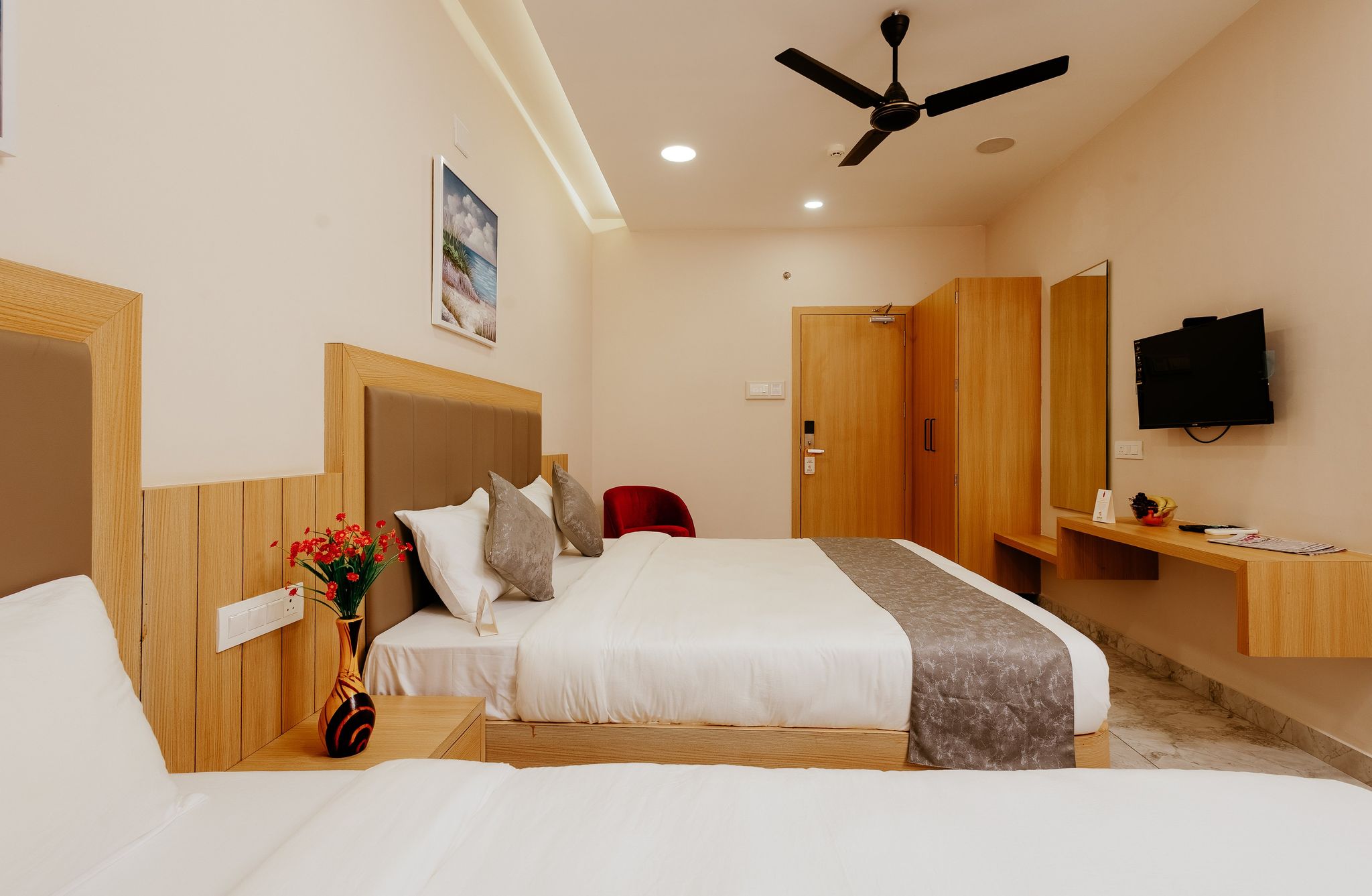 Daksh The Grand Goverdhan Dwarka Daksh Pride 4