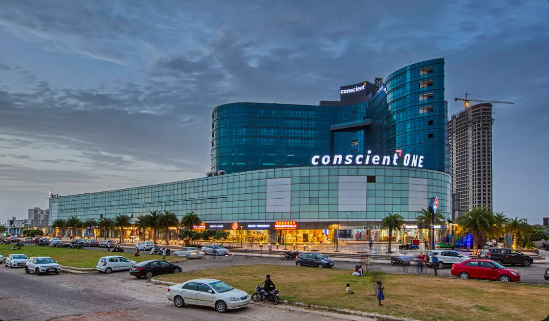 The Trot Hotel & Suites Near Yashobhoomi