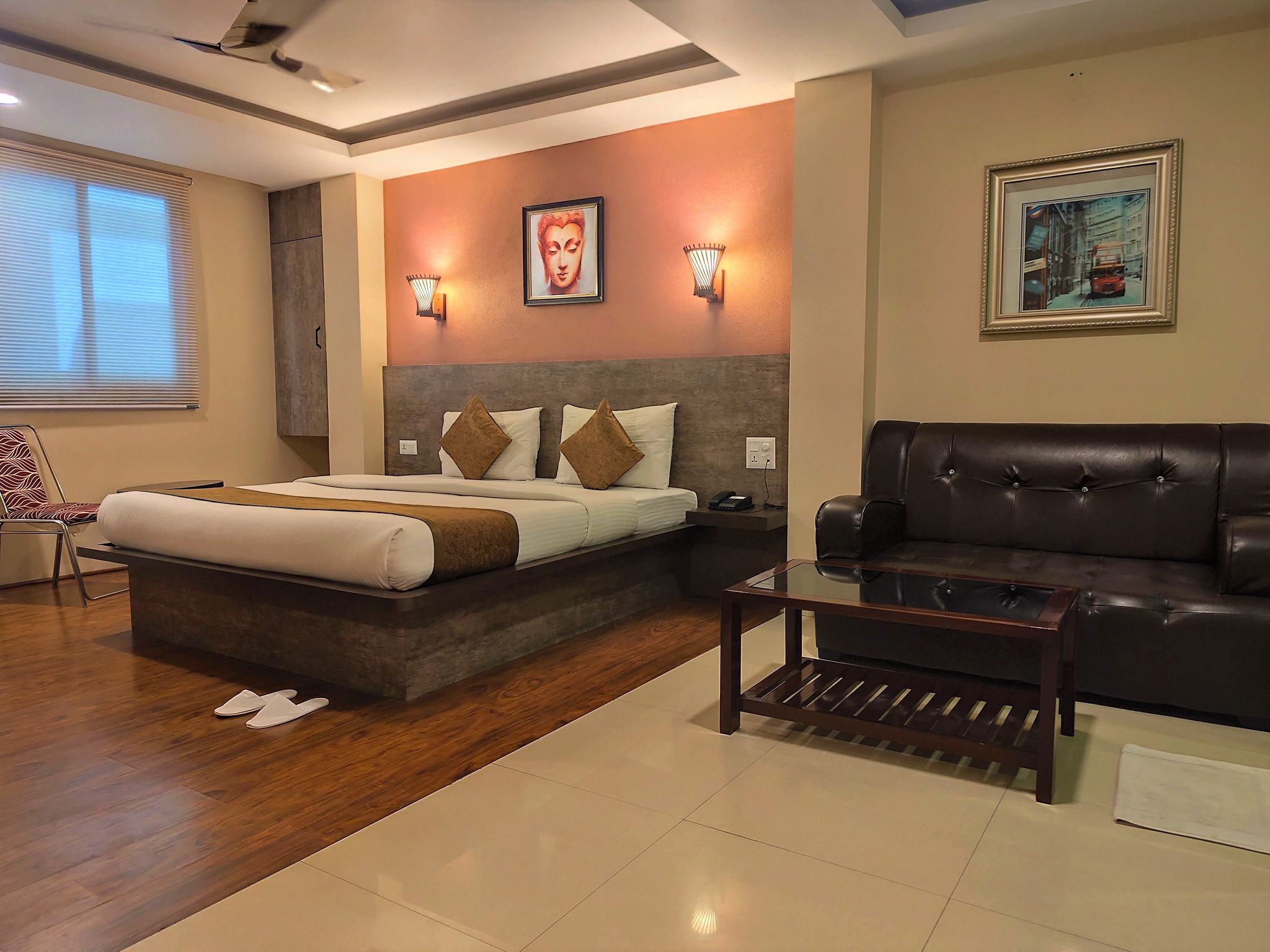 EXECUTIVE DELUXE AC KING