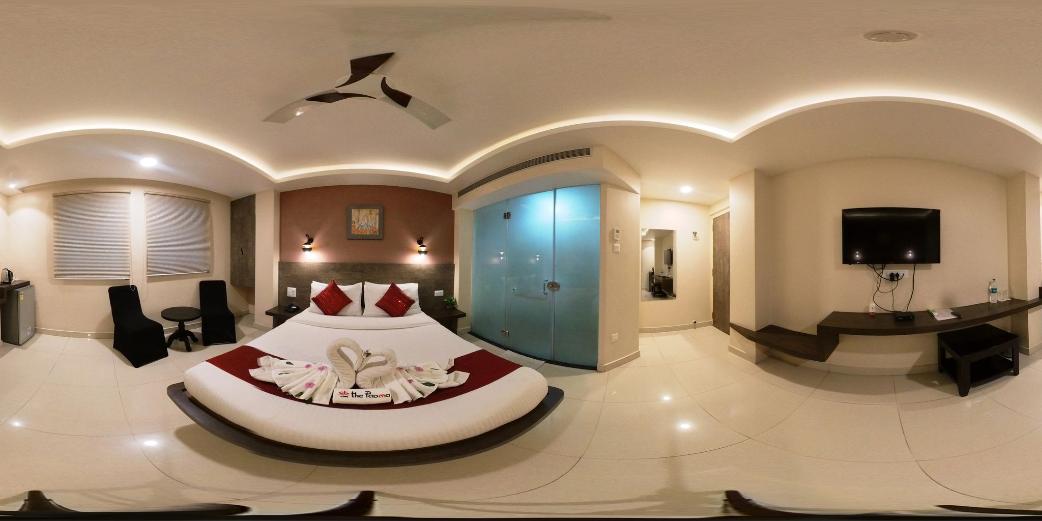 EXECUTIVE DELUXE AC KING