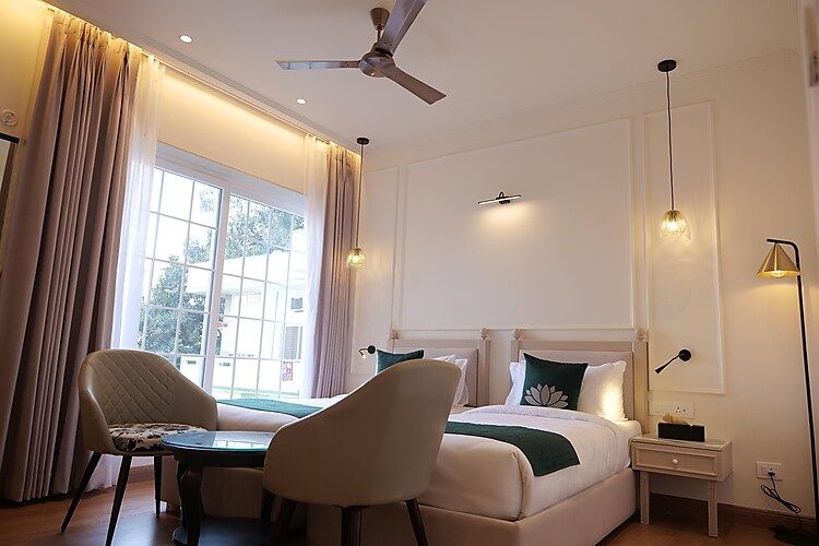 Narayan Kothi Sarang Standard Room with Twin Bed 3