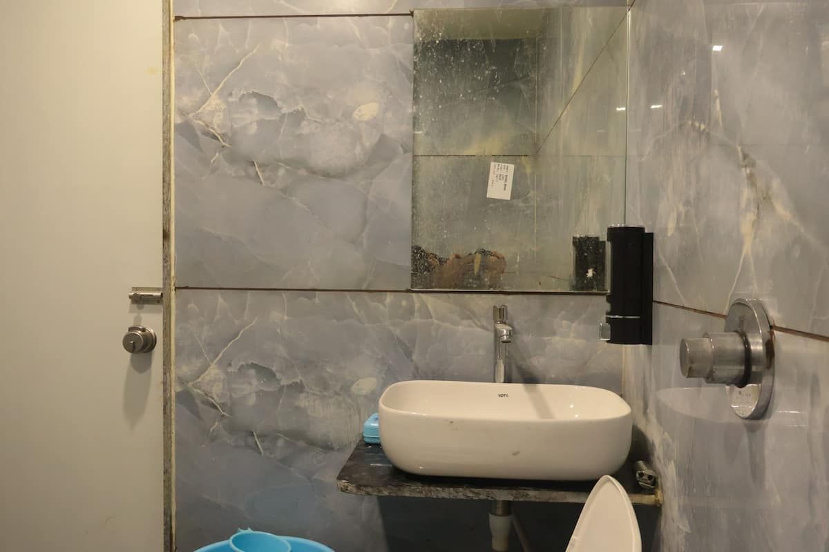 Hotel NS Residency Deluxe Room 3