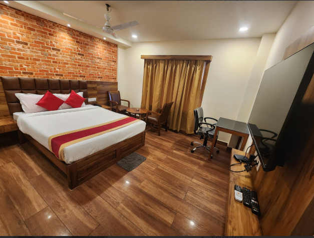 Hotel Dreams Inn Elegant Room 2