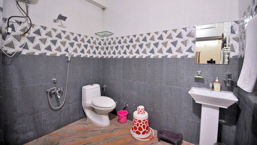 Hotel Lake view Studio Deluxe Room 3