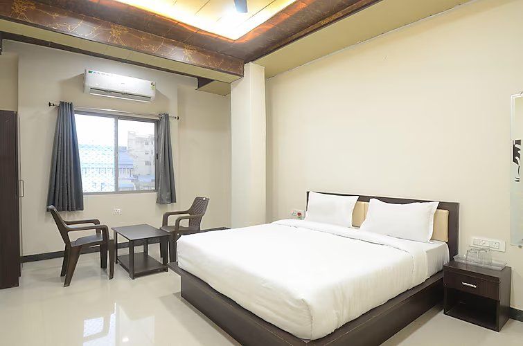 Super Deluxe AC Room