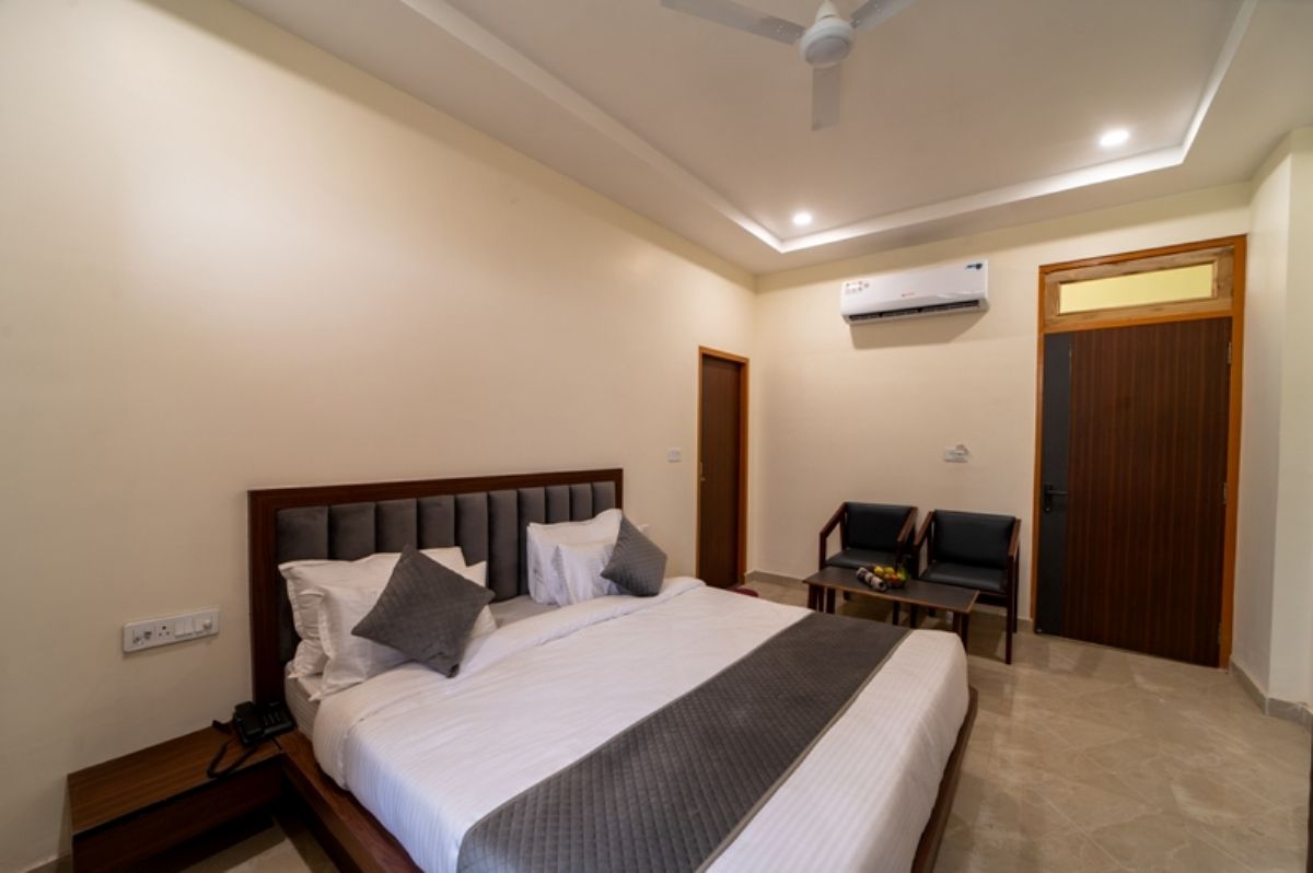 JOY BAGH RESORT Standard Double Bed Room 2