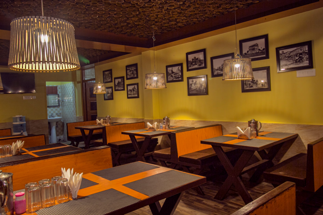 Food & Dining