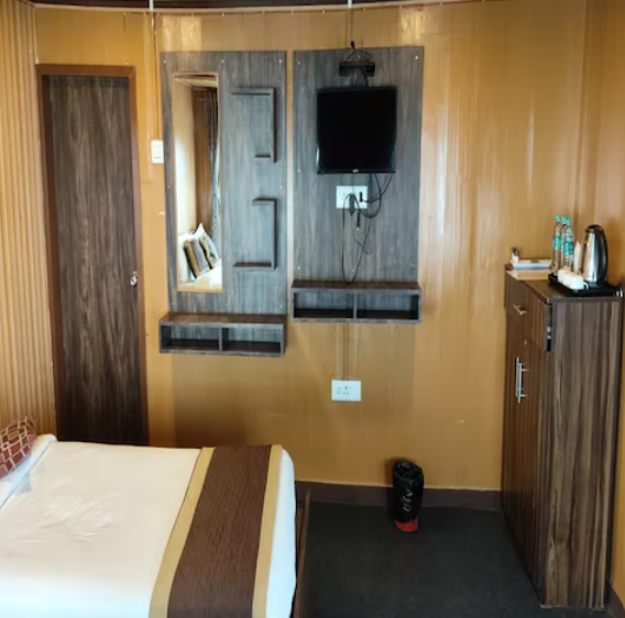 Rosedell Inn DELUXE ROOM 2