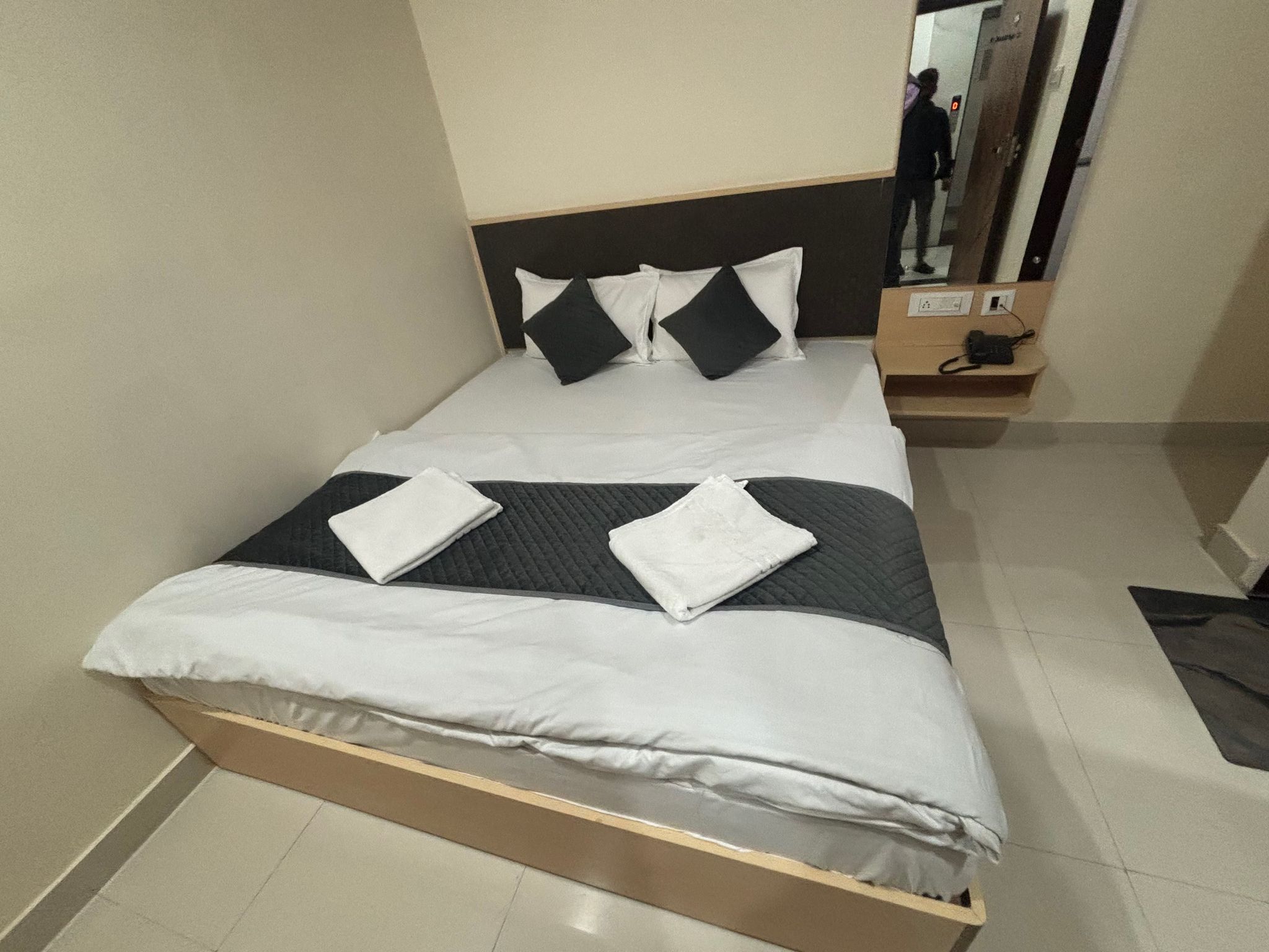 Hotel Silver Moon  Deluxe Room 2