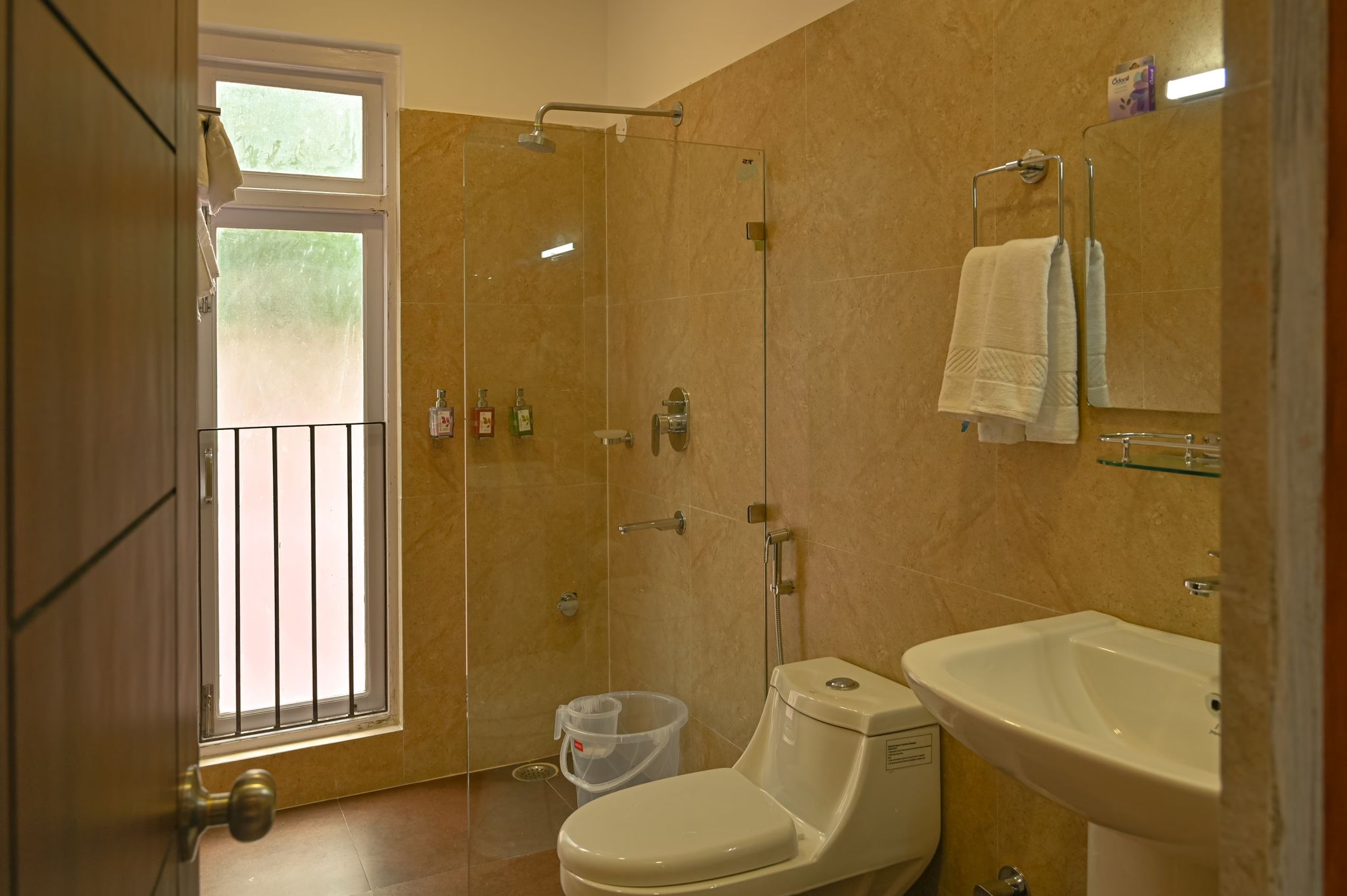 Junior Suite with Mountain View