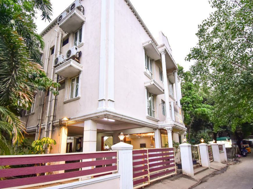 Kuber Inn - Loop Street