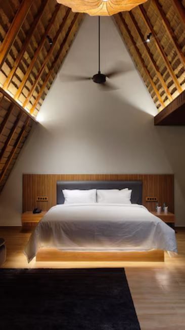 King Suite Room With Private Pool And Garden