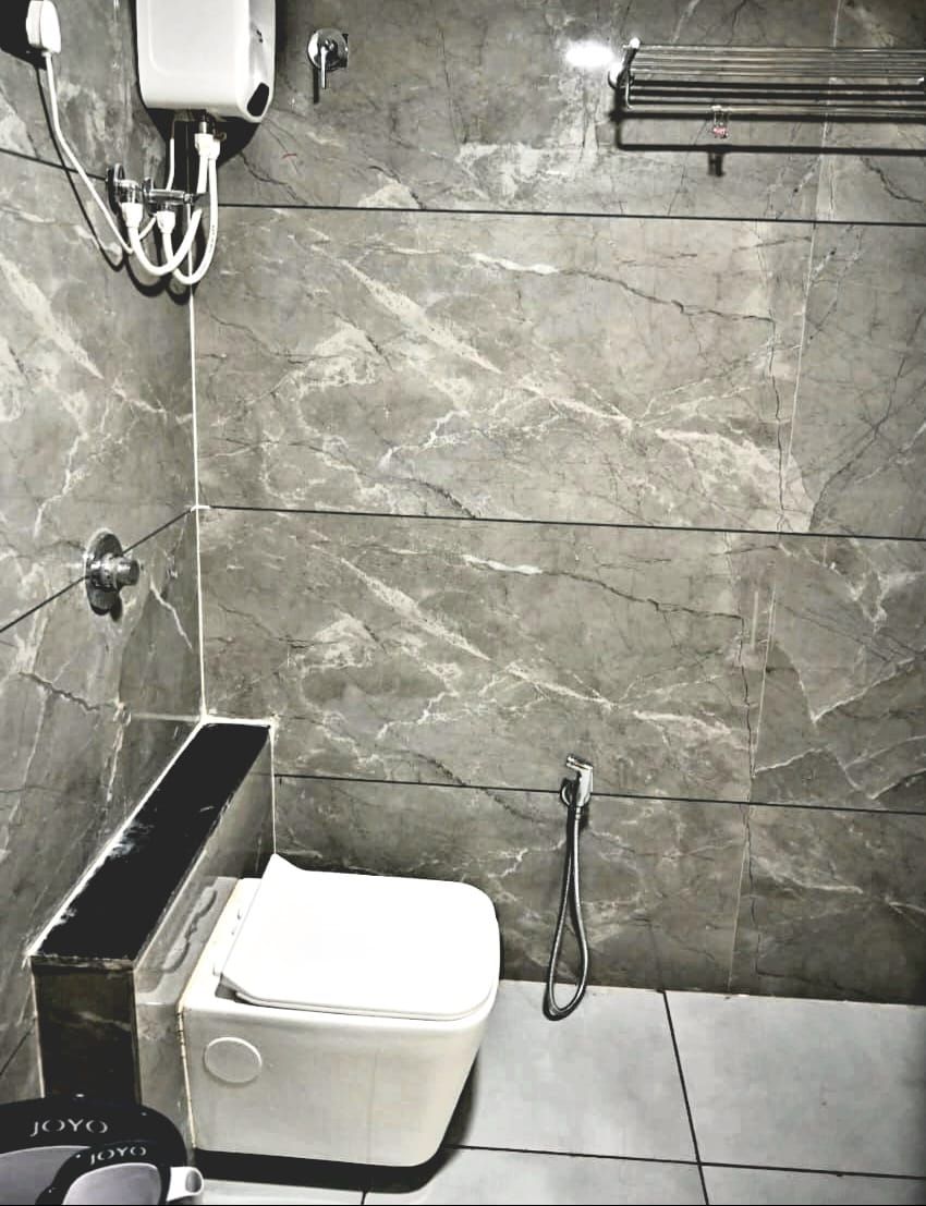 HOTEL SKY GOLD DELUXE ROOM 5