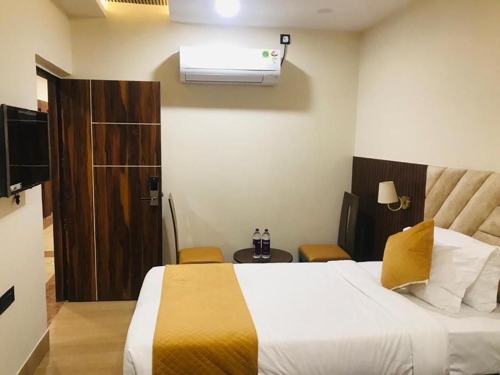 Aquilla Hotel & Convention by The Nexus Premium Room