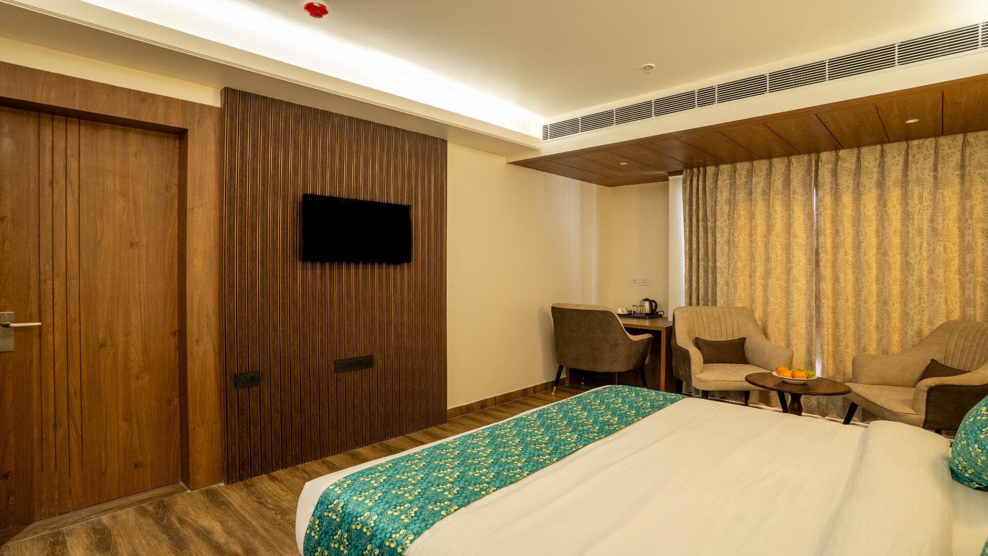 Royal Prime - A City Center Boutique Hotel in Jaipur Executive room With City View 2