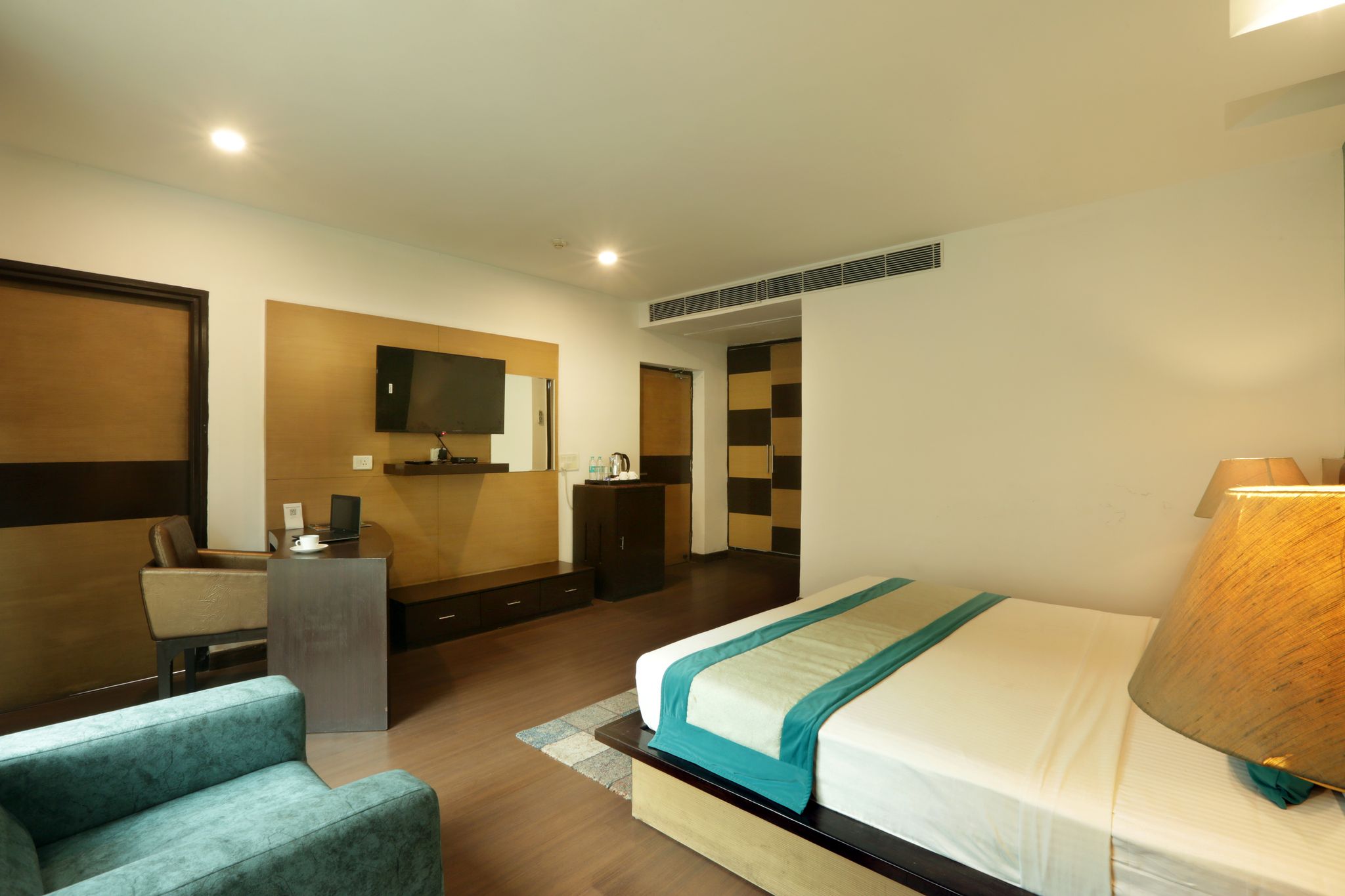 The Embassy Inn, Sector 19, Noida Deluxe Suite 8