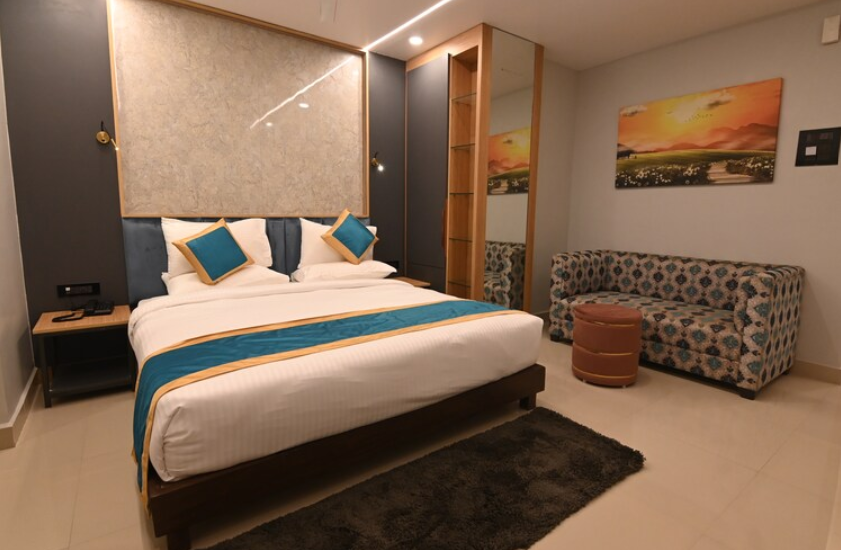 KP Hotels & Desi Videshi Restaurant Junior Suite 2