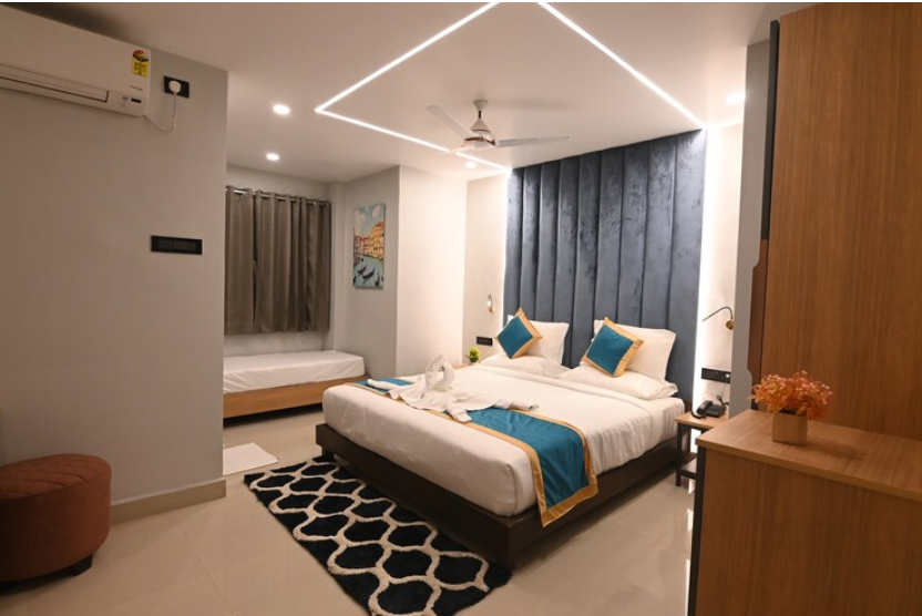 KP Hotels & Desi Videshi Restaurant Junior Suite 3