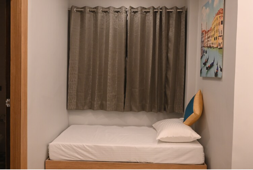 KP Hotels & Desi Videshi Restaurant Junior Suite