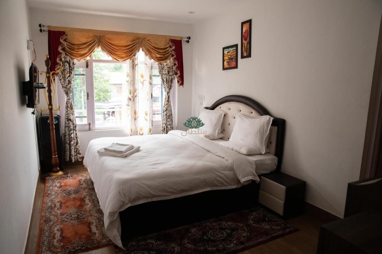 Hotel Sultan Residency Nigeen Lake Standard Room 5