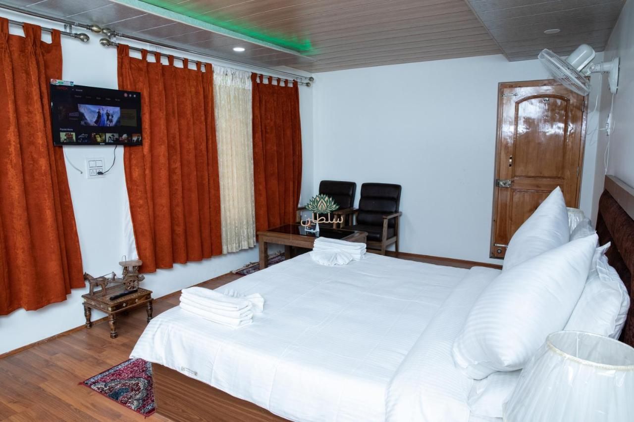 Hotel Sultan Residency Nigeen Lake Standard Room 7