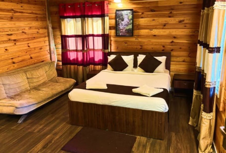 Lower Ground Floor Room