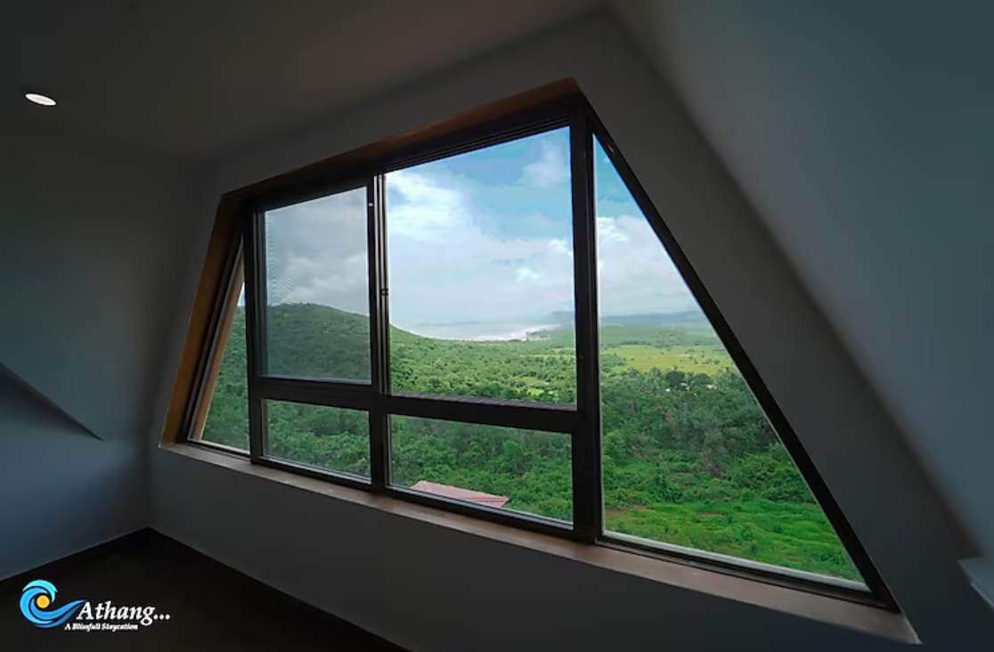 Master Studio with beach view