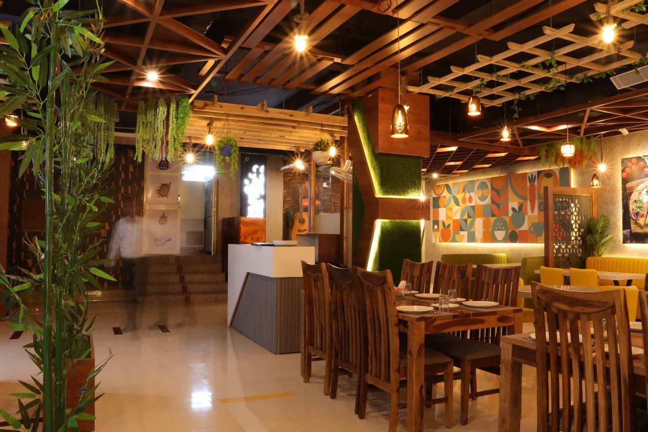 Food & Dining